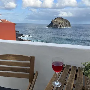 Vistas Impresionantes Al Mar De Garachico (Tenerife)
